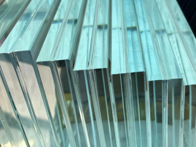 ultra clear laminated glass 02